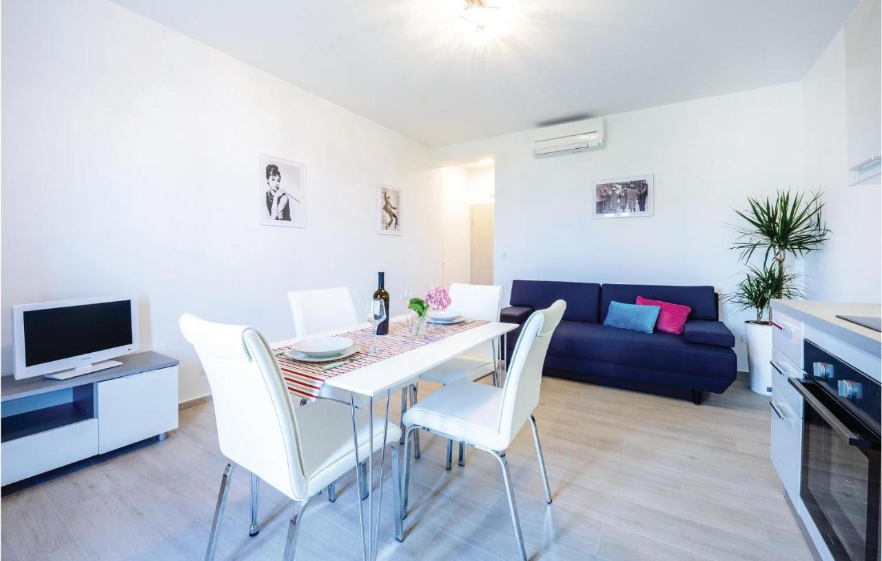 Amazing Apartment In Cavtat With House Sea View Bagian luar foto