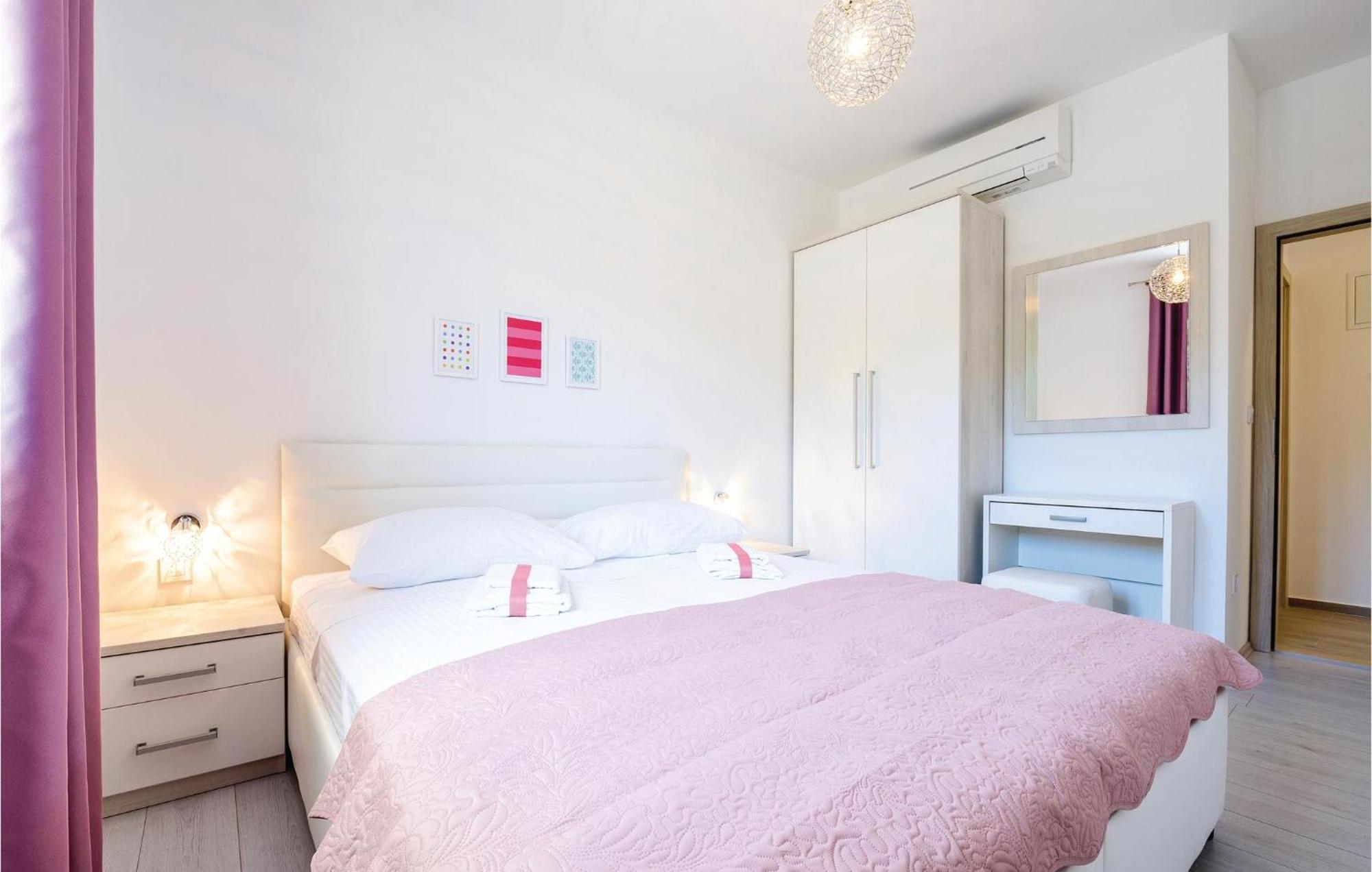 Amazing Apartment In Cavtat With House Sea View Bagian luar foto