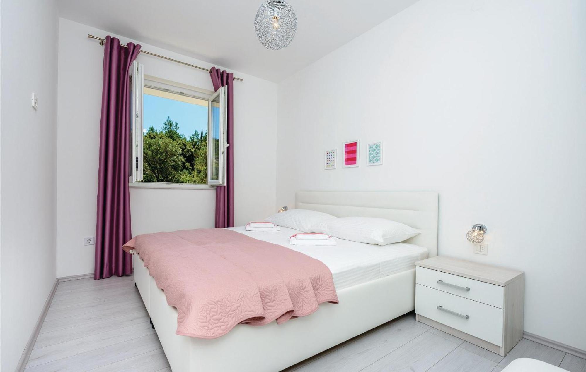 Amazing Apartment In Cavtat With House Sea View Bagian luar foto