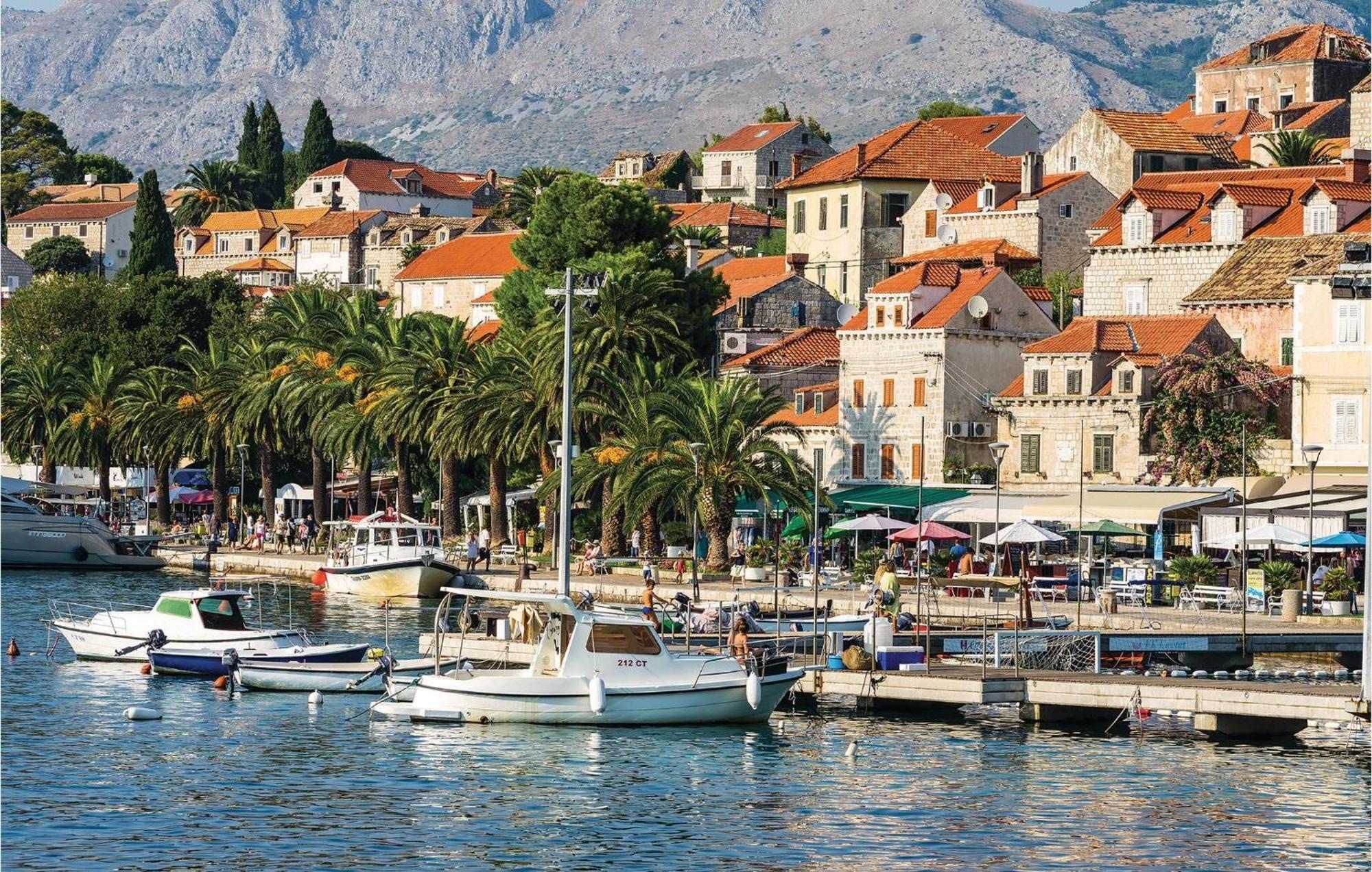 Amazing Apartment In Cavtat With House Sea View Bagian luar foto